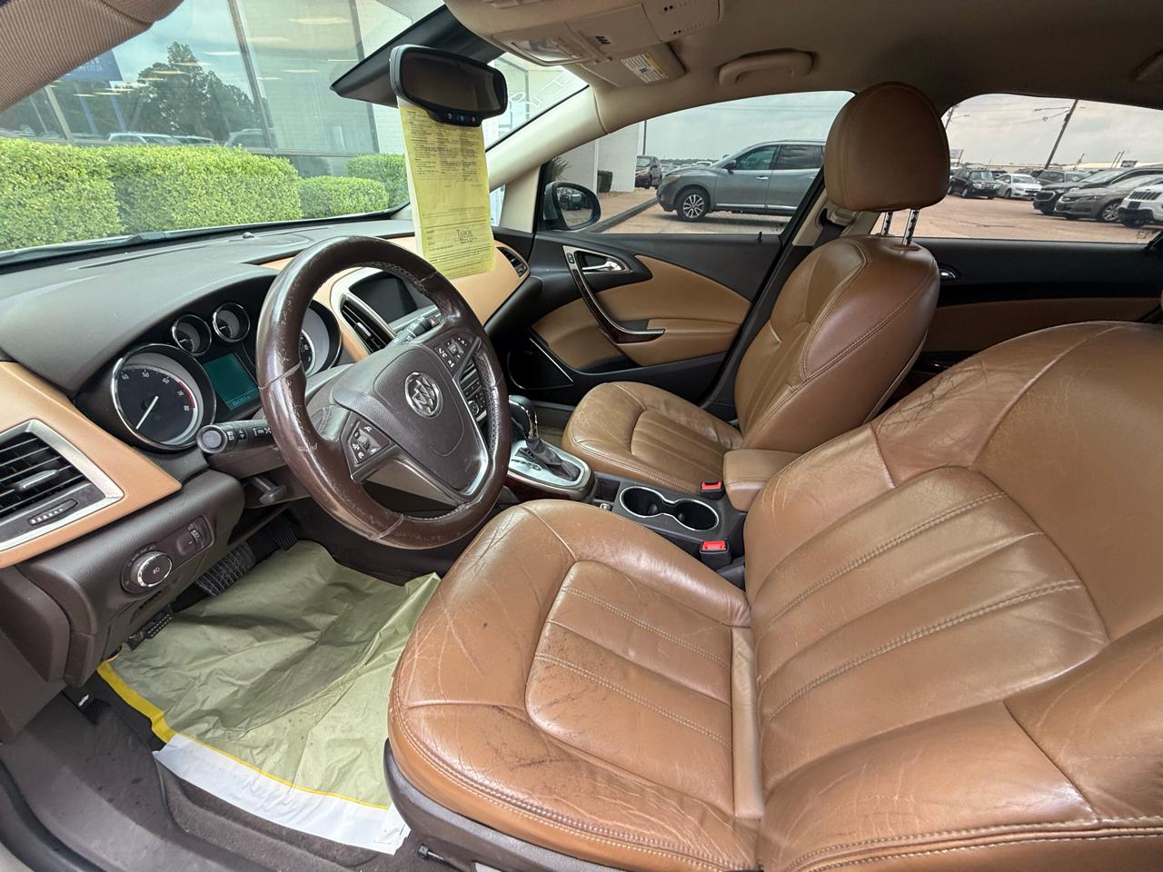 Buick Verano 4dr Sdn Leather Group 2014