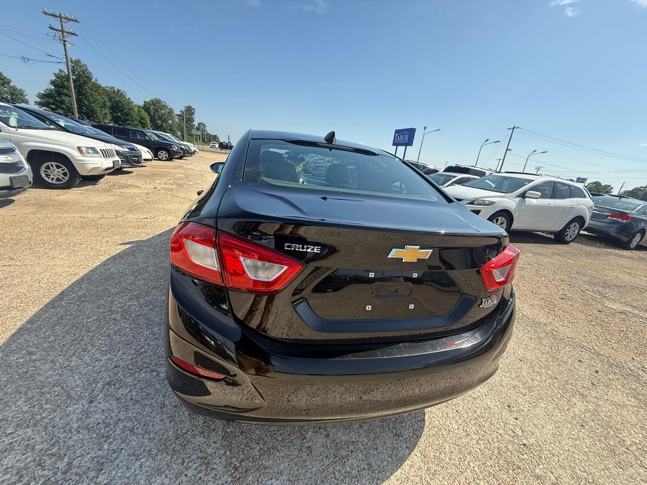 Chevrolet Cruze 4dr Sdn 1.4L LS w/1SB 2018