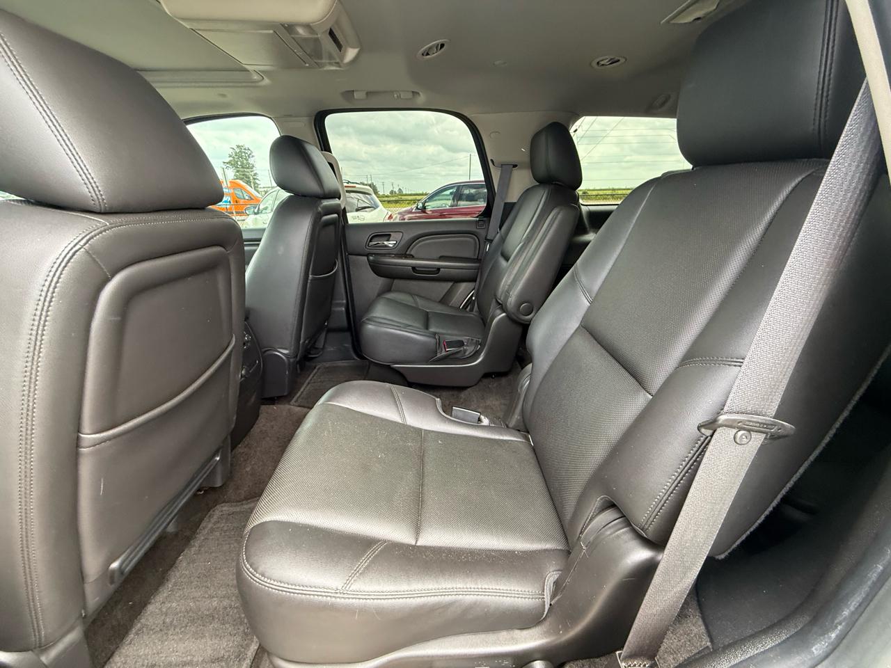 GMC Yukon AWD 4dr Denali 2014