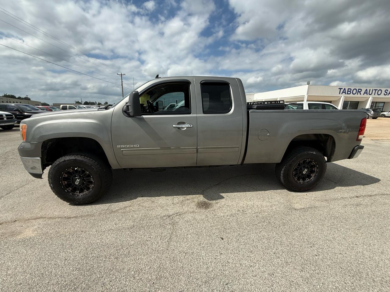 GMC Sierra 2500HD 2WD Ext Cab 143.5" SLE 2009