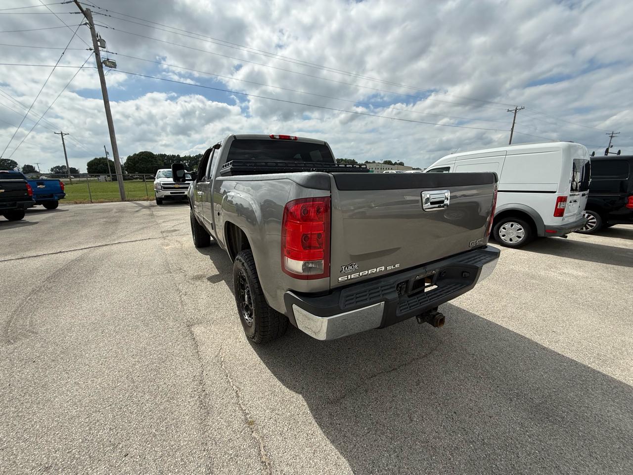 GMC Sierra 2500HD 2WD Ext Cab 143.5" SLE 2009