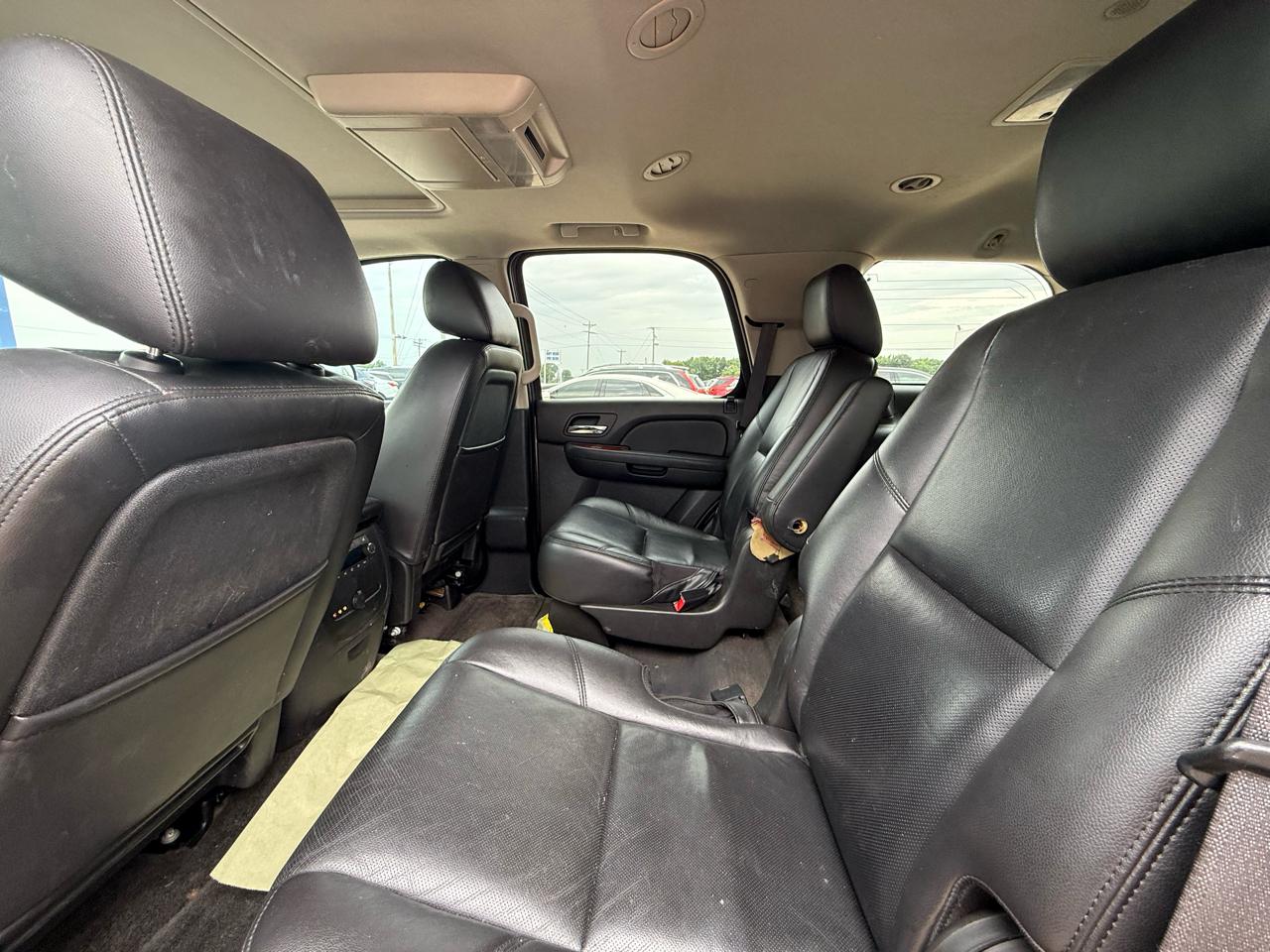 Chevrolet Tahoe 4WD 4dr 1500 LTZ 2011