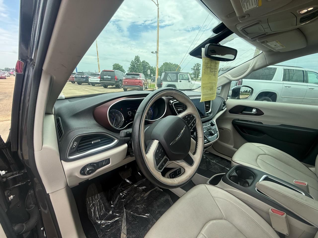 Chrysler Pacifica Limited FWD 2017