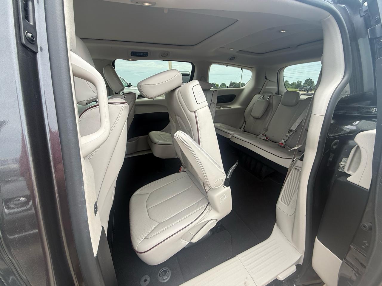 Chrysler Pacifica Limited FWD 2017