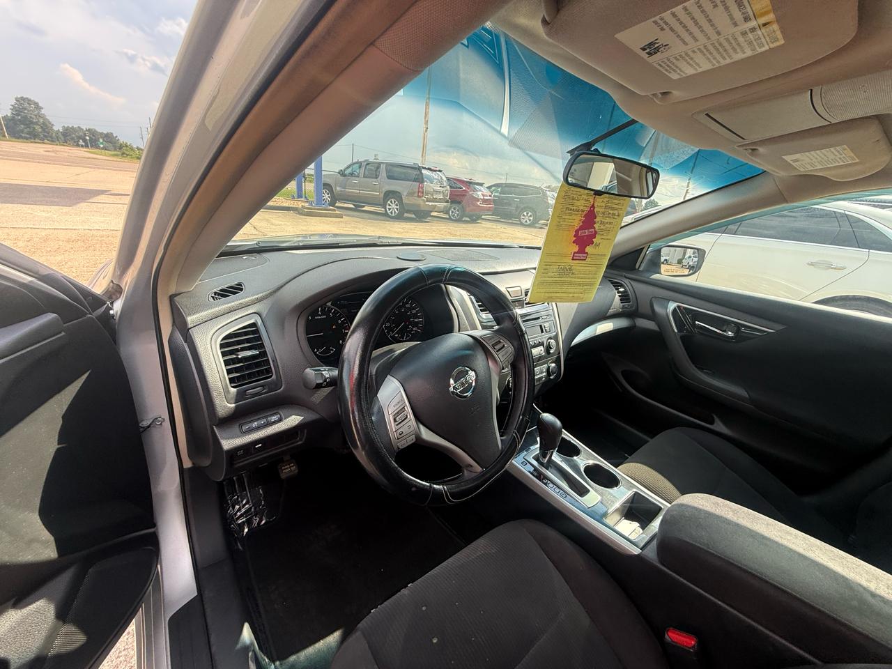 Nissan Altima 4dr Sdn I4 2.5 S 2013