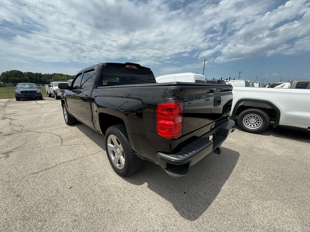 Chevrolet Silverado 1500 4WD Crew Cab 143.5" LT w/2LT 2018