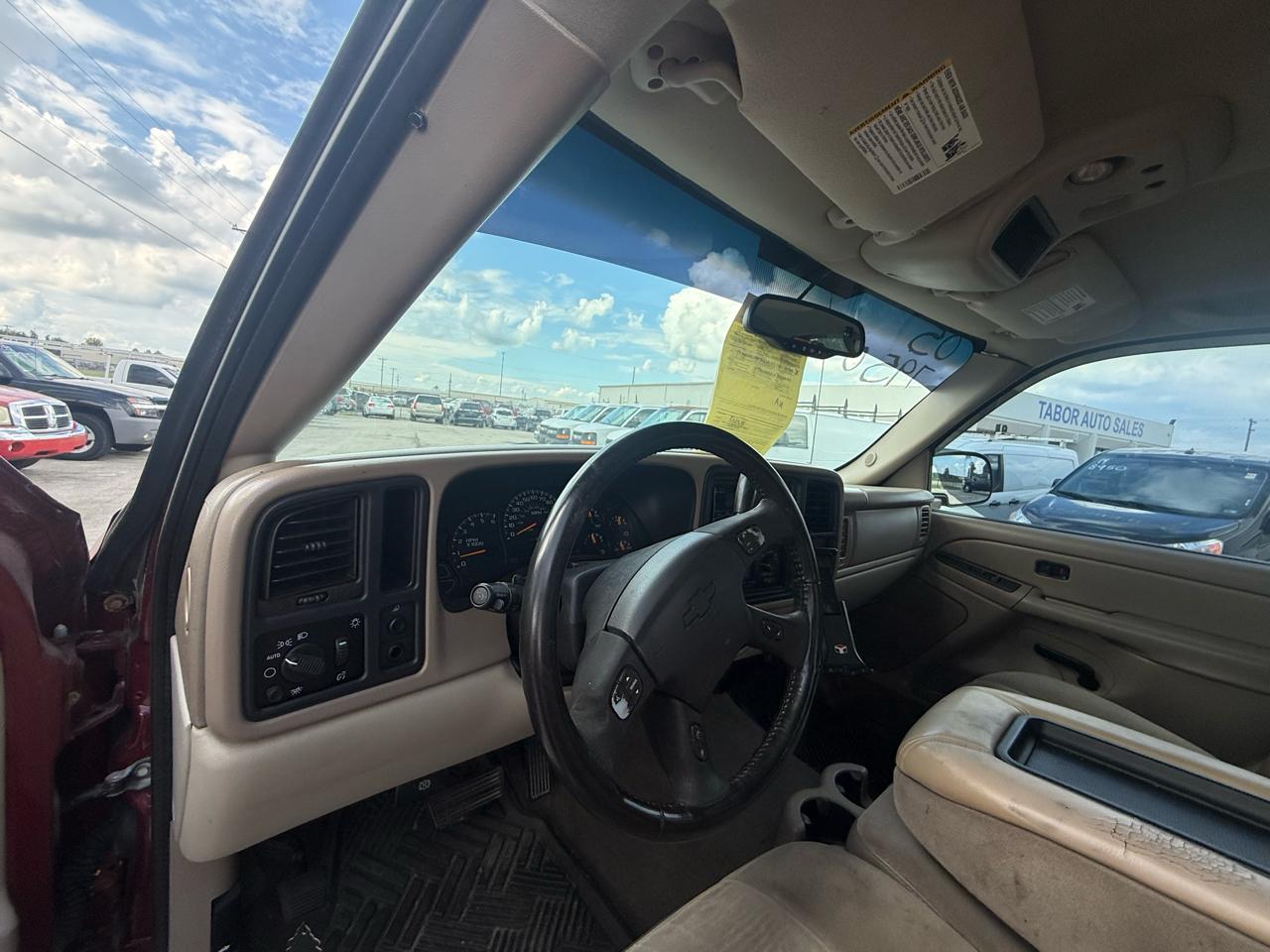 Chevrolet Avalanche 1500 5dr Crew Cab 130" WB LS 2005