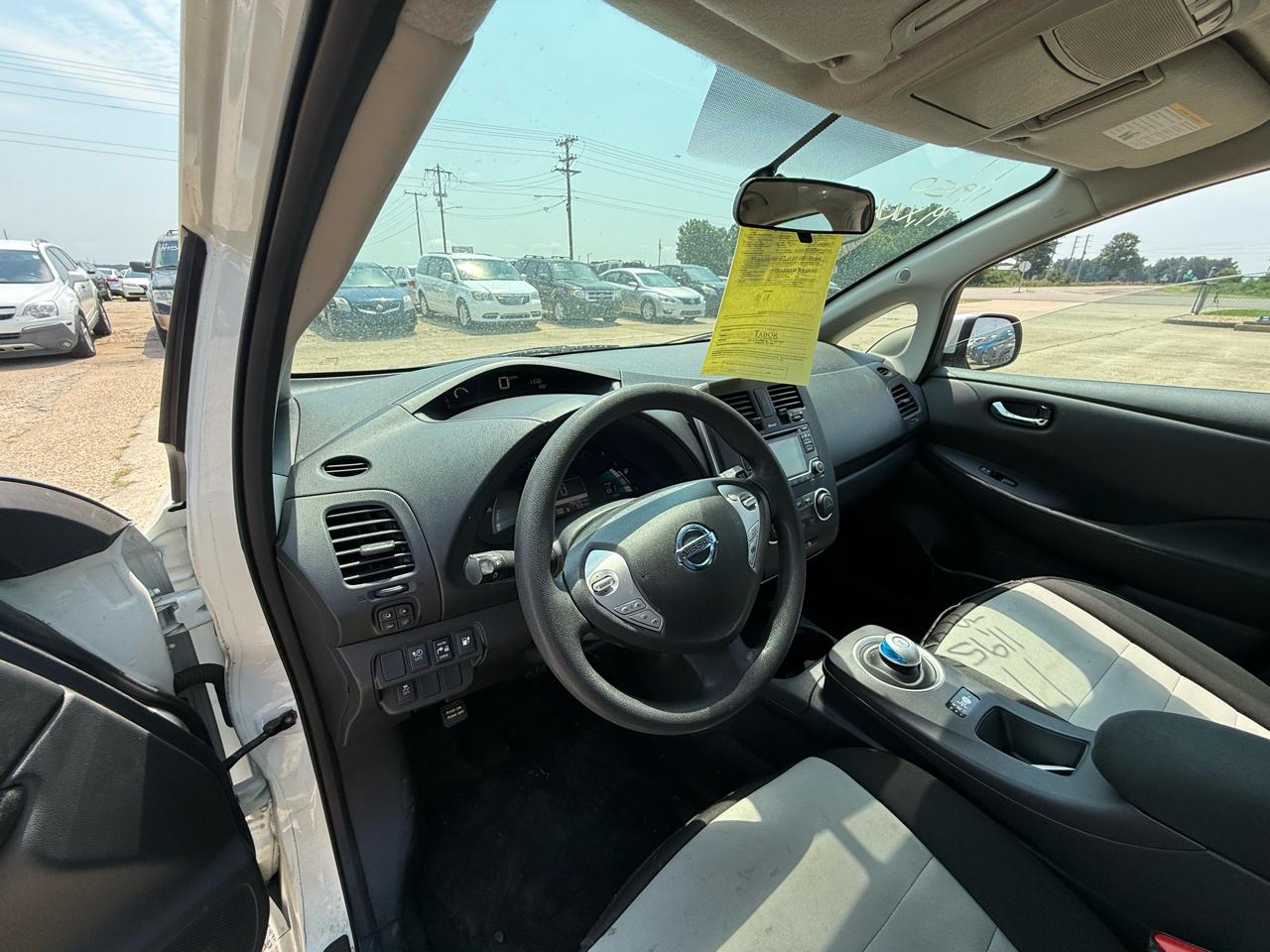 Nissan Leaf S Hatchback 2017