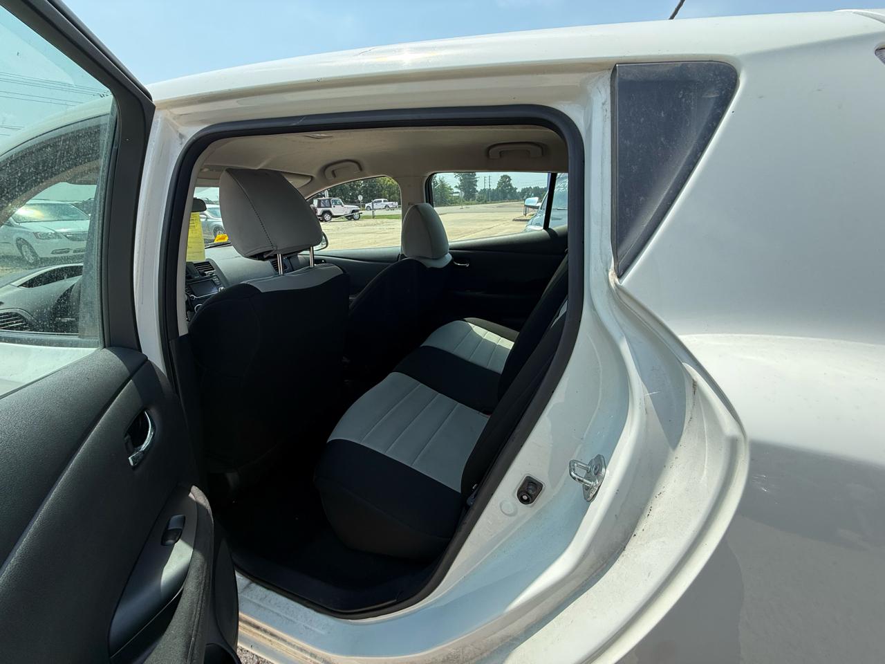 Nissan Leaf S Hatchback 2017