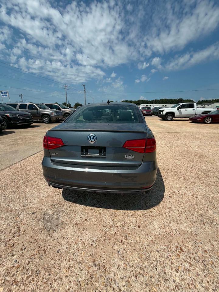 Volkswagen Jetta Sedan 4dr Auto 2.0T GLI SE PZEV 2016