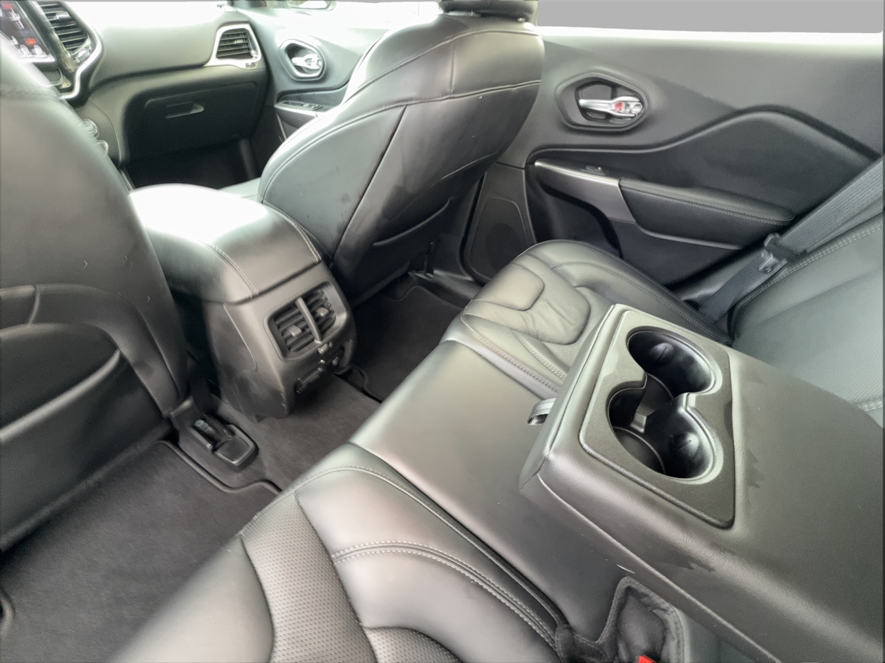 Jeep Cherokee Limited FWD 2019 Jeep Cherokee Limited FWD 2019