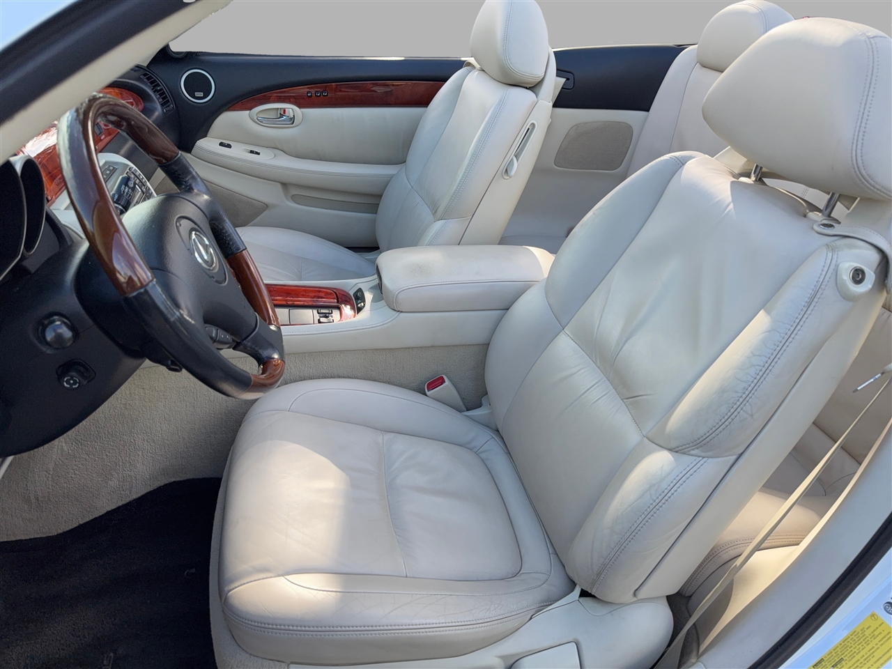 Lexus SC 430 Convertible 2008