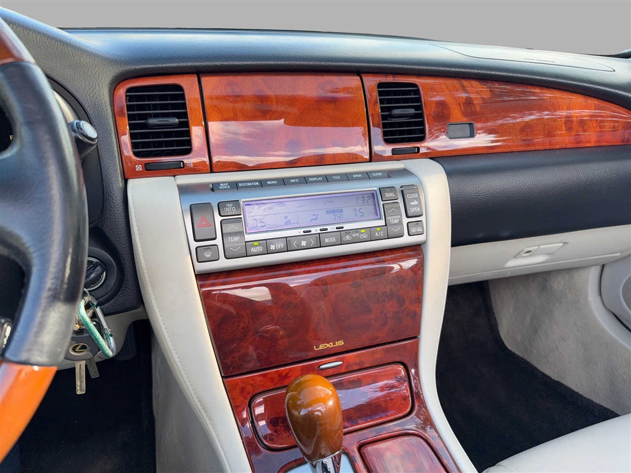 Lexus SC 430 Convertible 2008