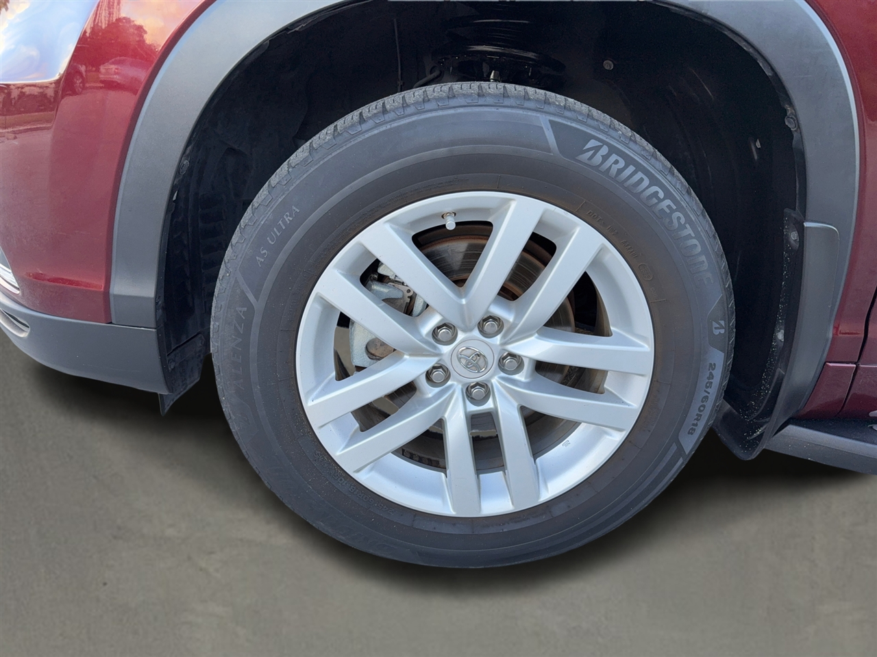 Toyota Highlander LE FWD I4 2015