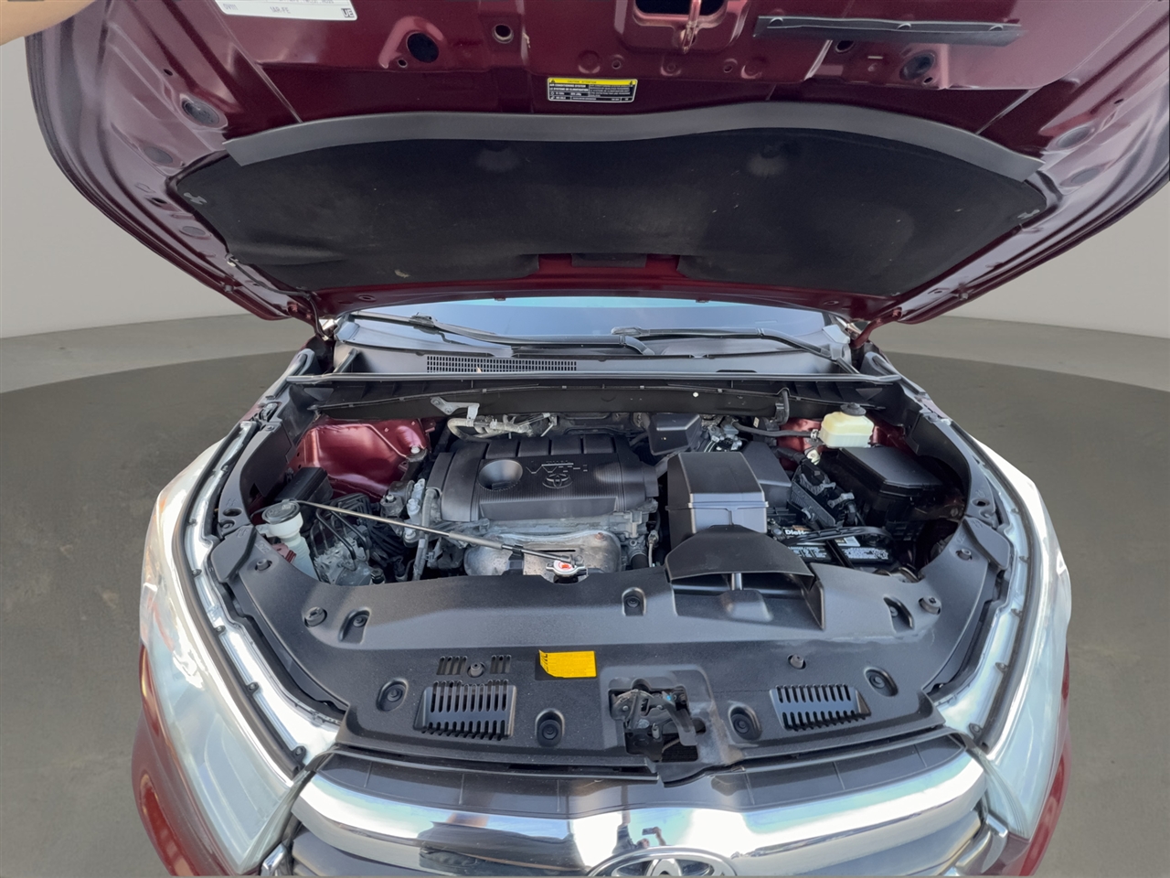 Toyota Highlander LE FWD I4 2015