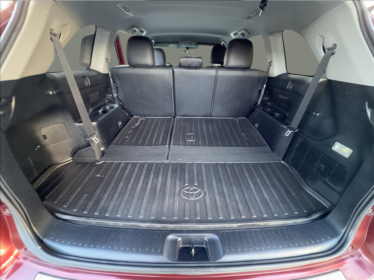 Toyota Highlander LE FWD I4 2015