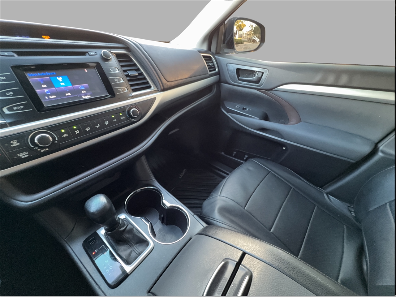 Toyota Highlander LE FWD I4 2015