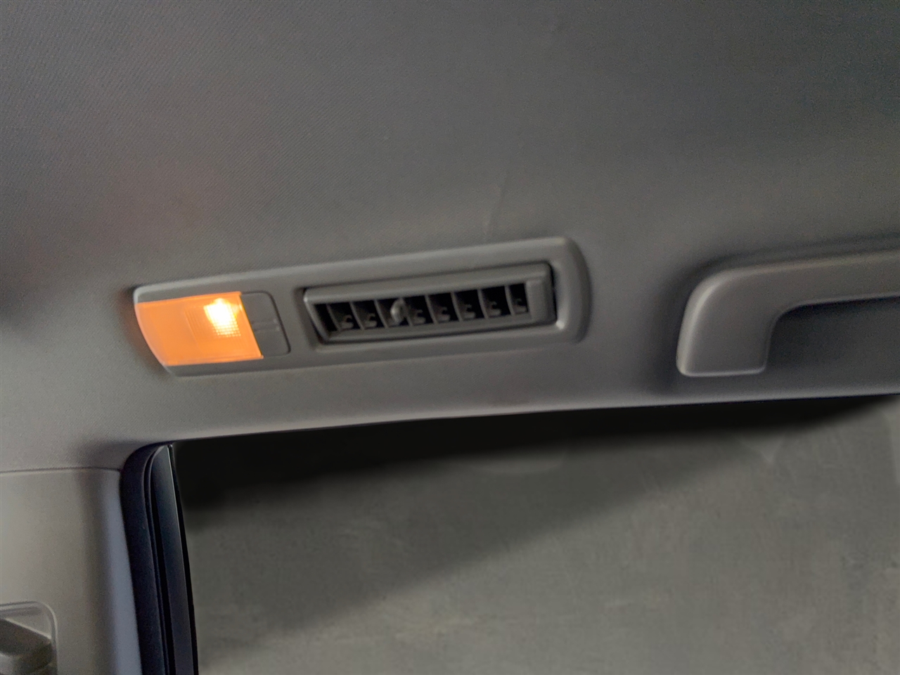 Toyota Highlander LE FWD I4 2015