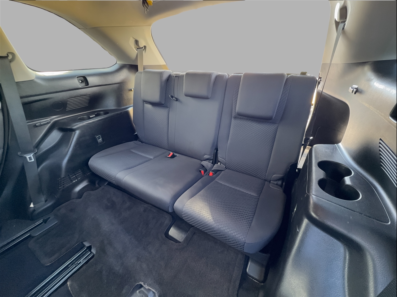 Toyota Highlander LE FWD I4 2015