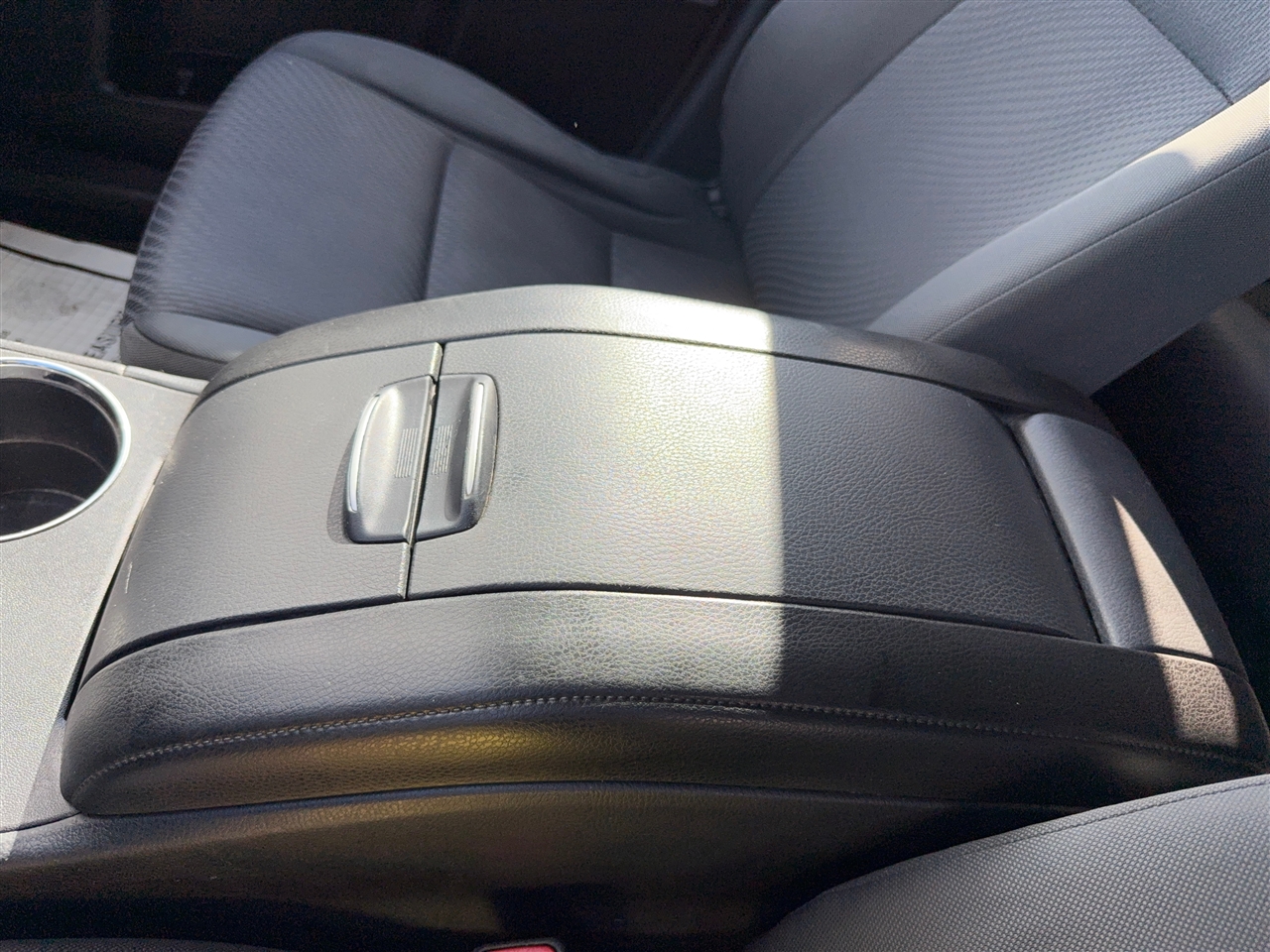 Toyota Highlander LE FWD I4 2015