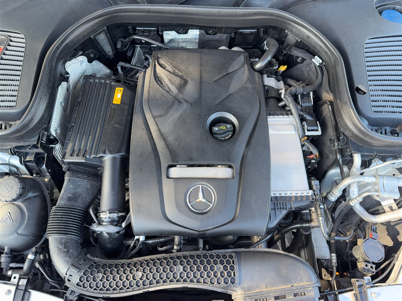 Mercedes-Benz GLC-Class GLC300 2019