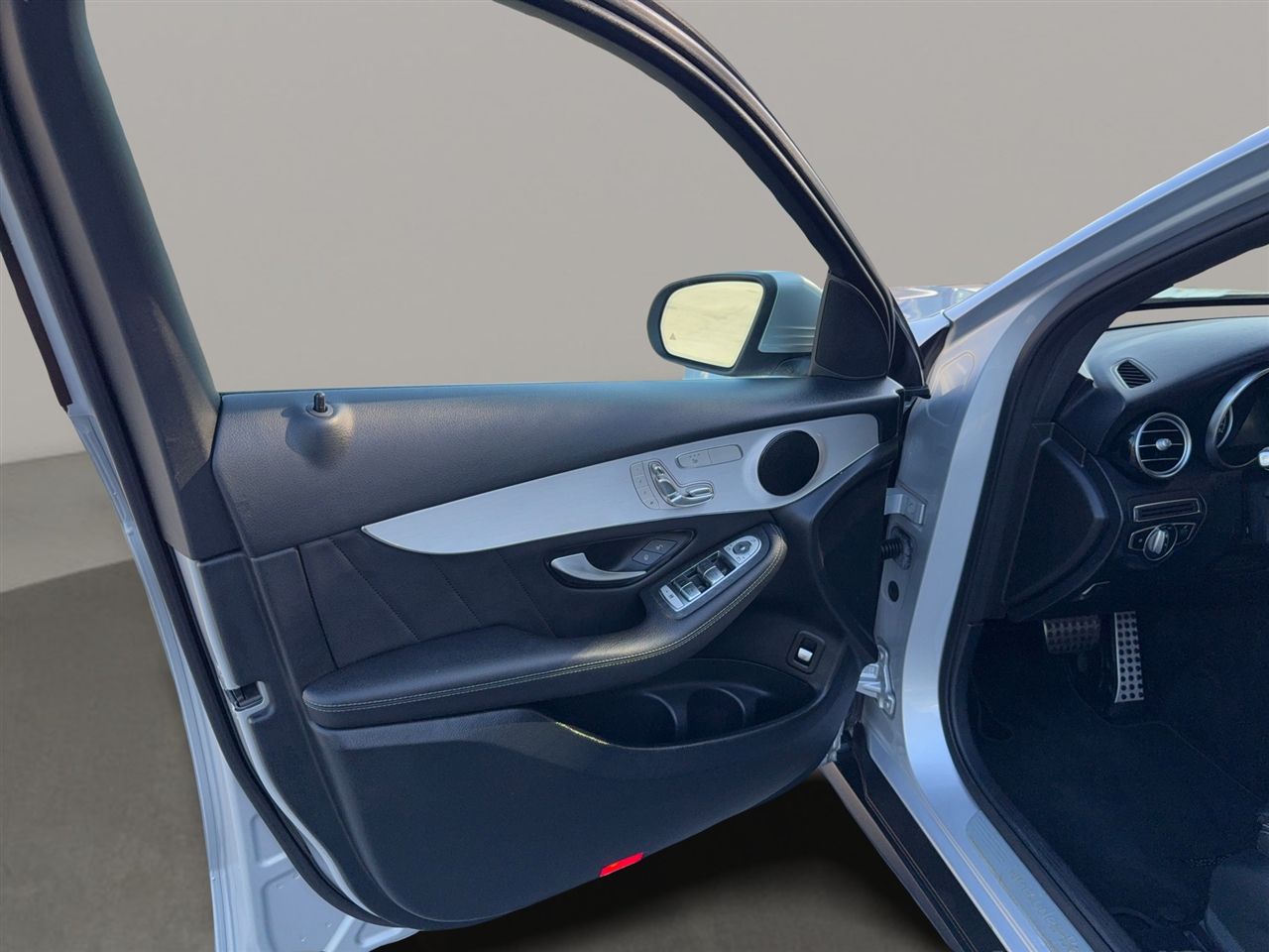 Mercedes-Benz GLC-Class GLC300 2019