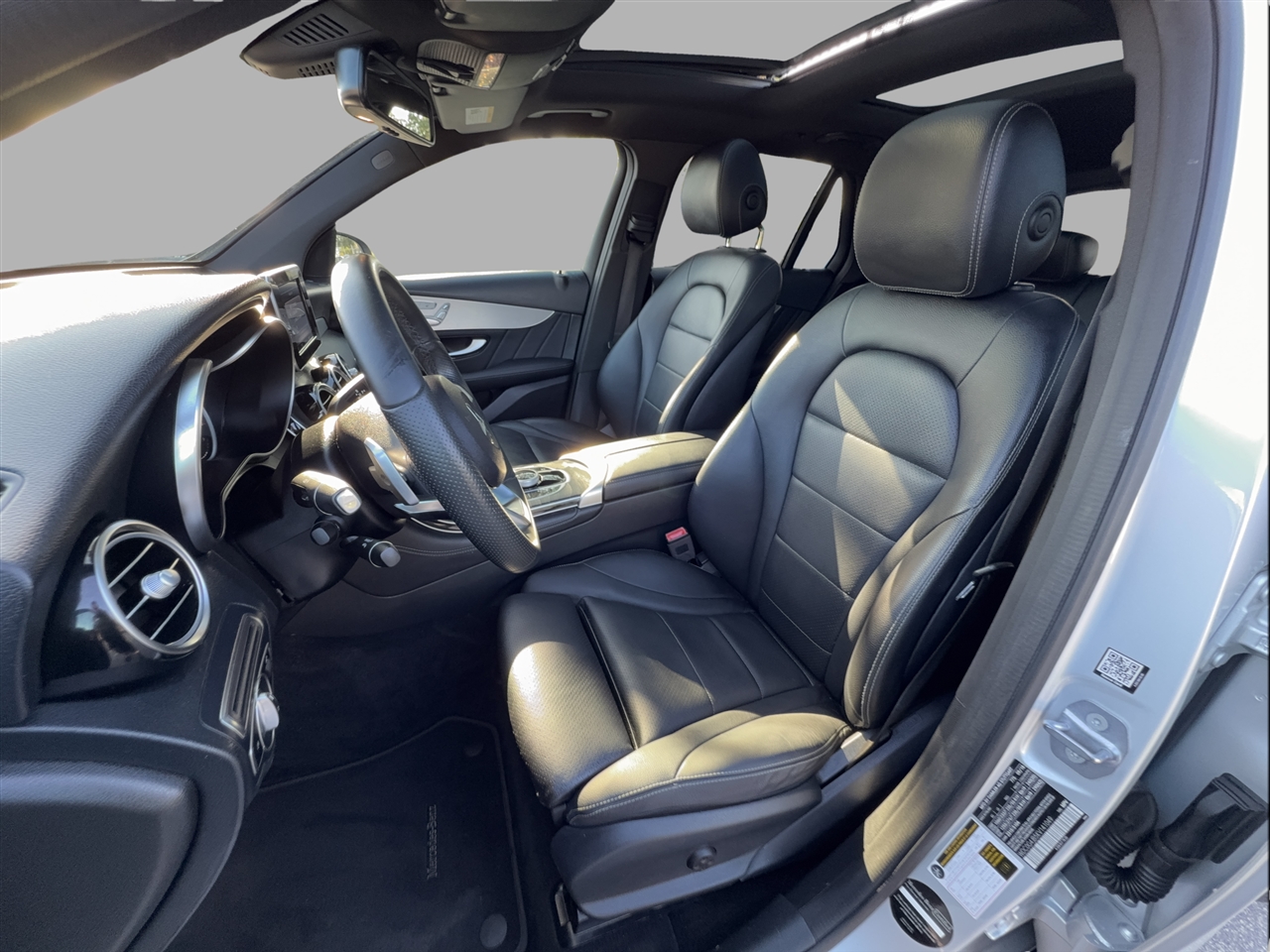 Mercedes-Benz GLC-Class GLC300 2019