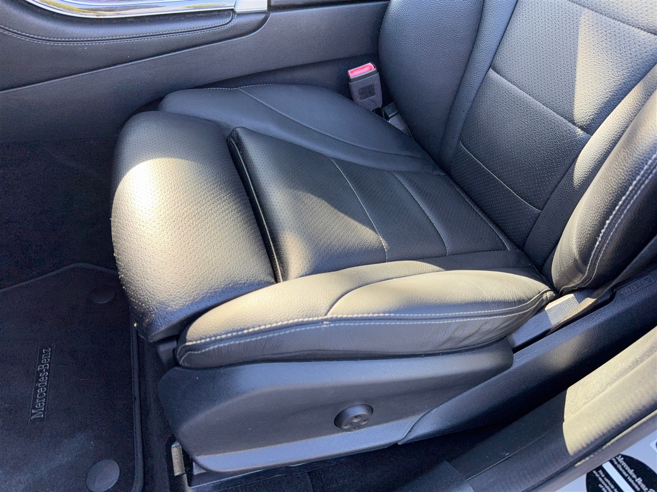 Mercedes-Benz GLC-Class GLC300 2019