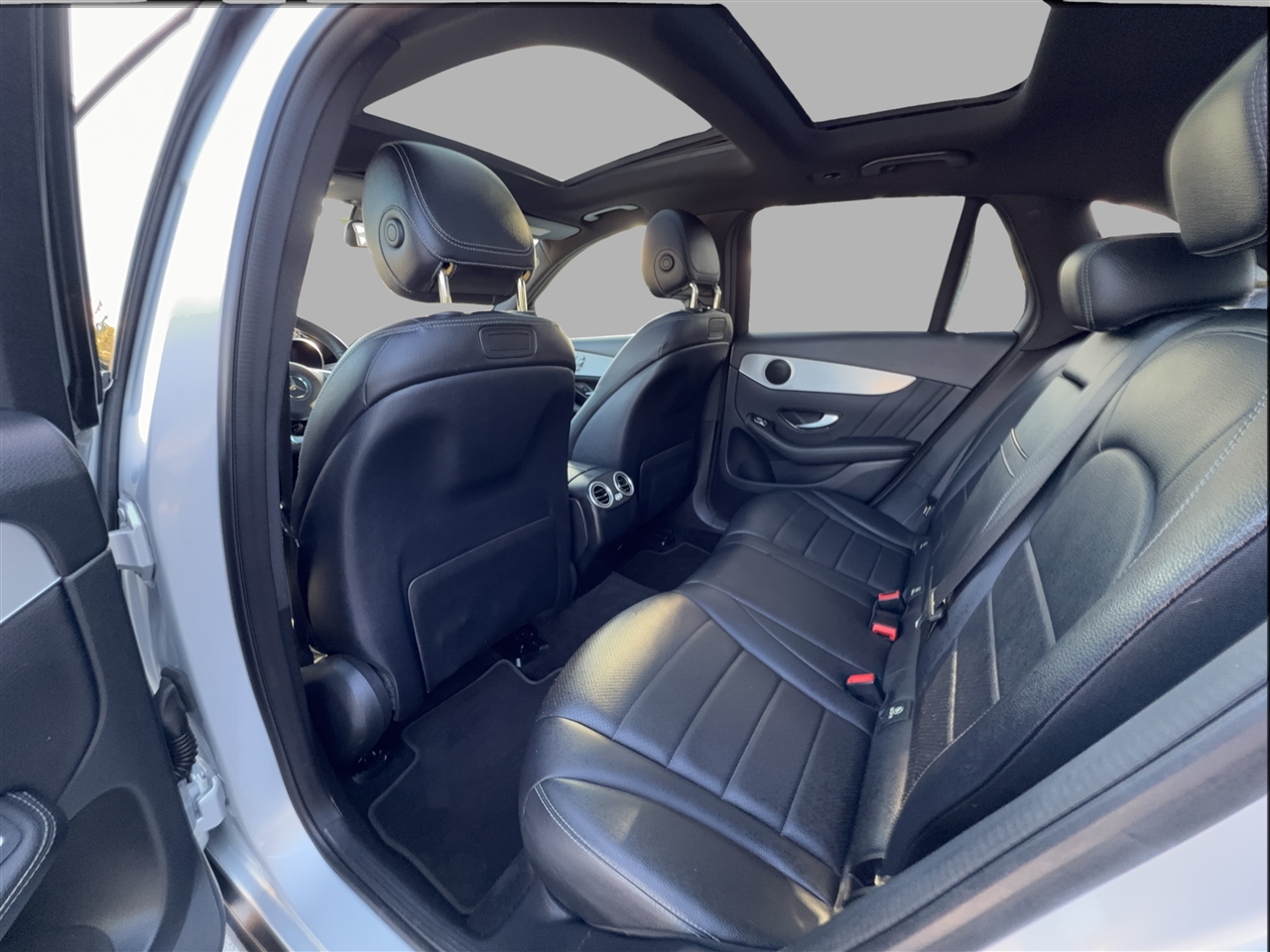 Mercedes-Benz GLC-Class GLC300 2019