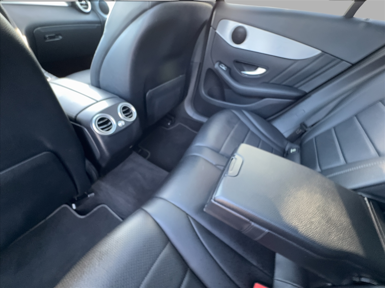 Mercedes-Benz GLC-Class GLC300 2019