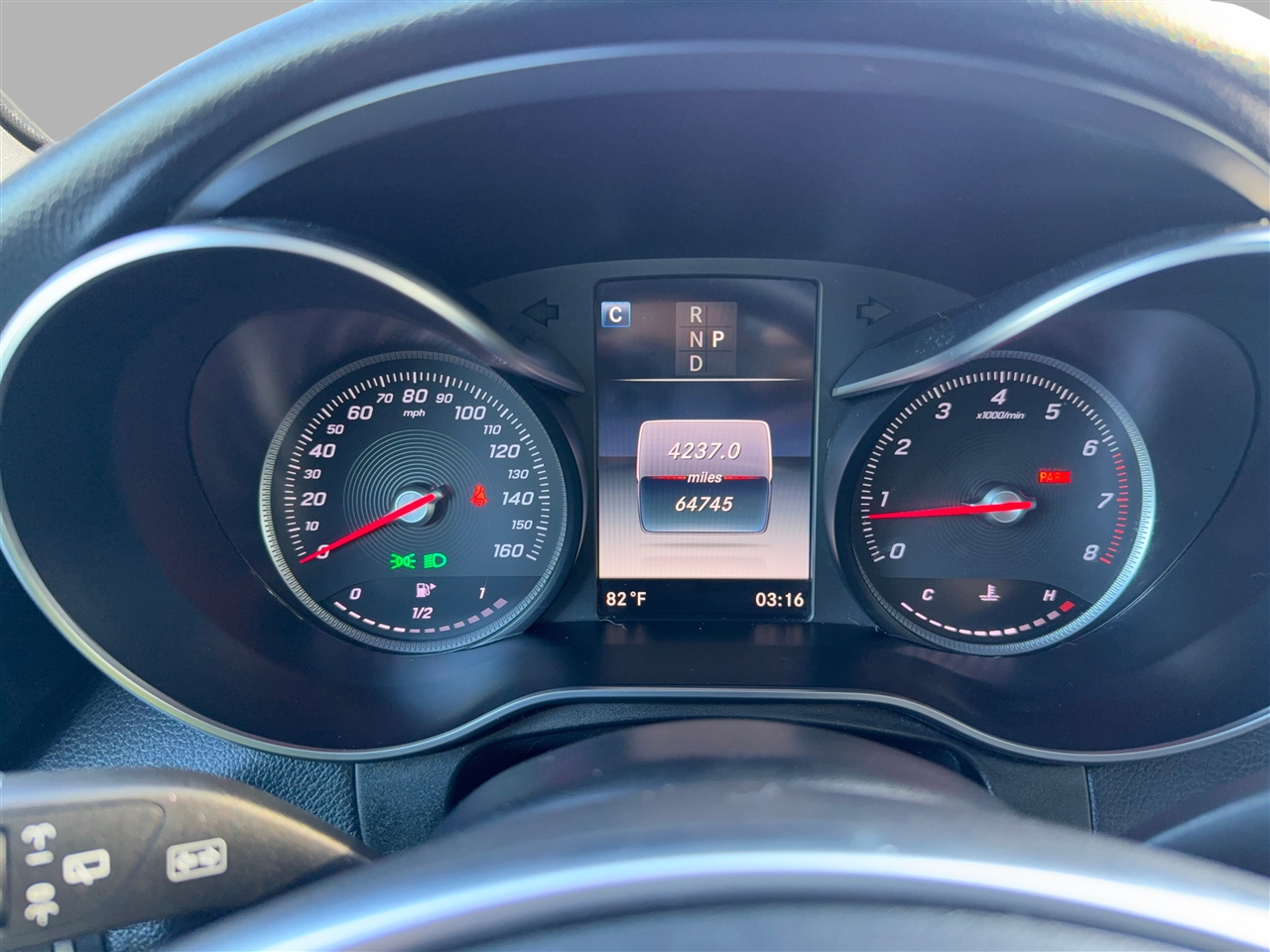 Mercedes-Benz GLC-Class GLC300 2019