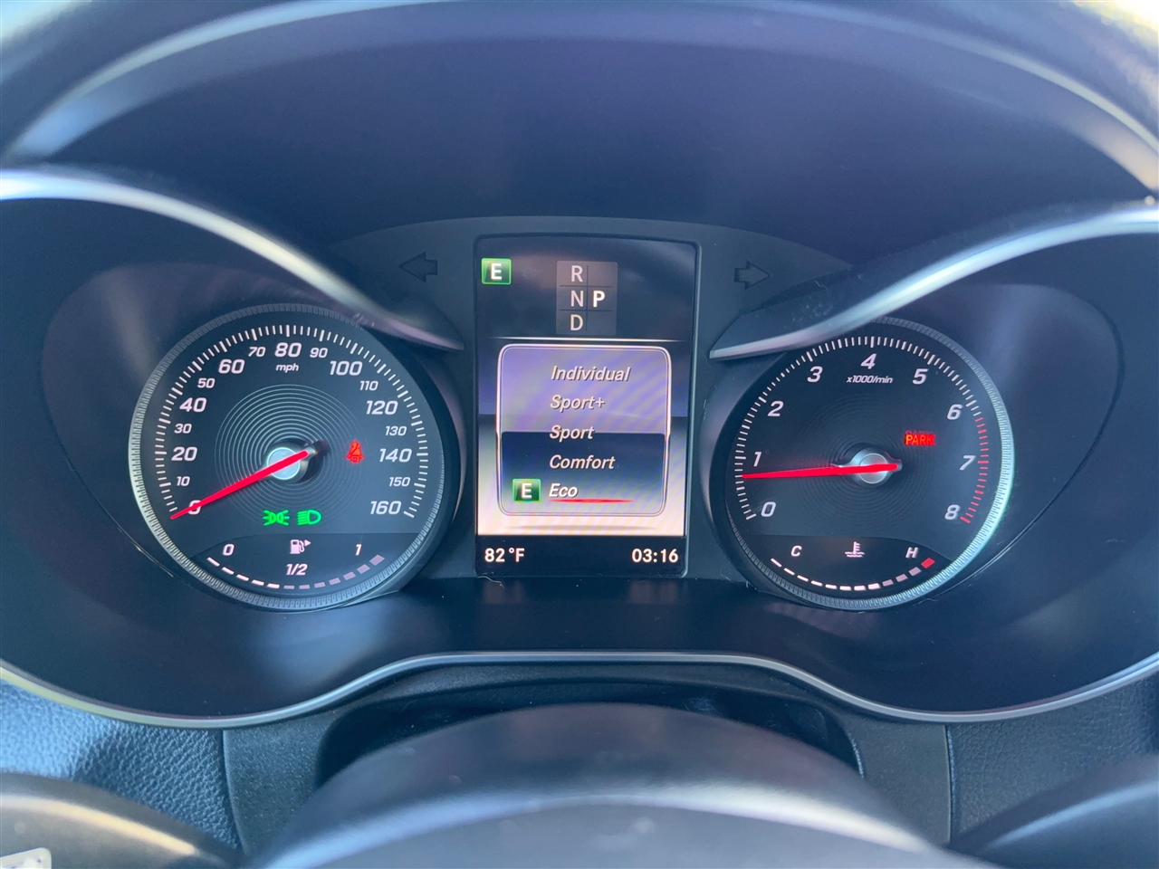 Mercedes-Benz GLC-Class GLC300 2019