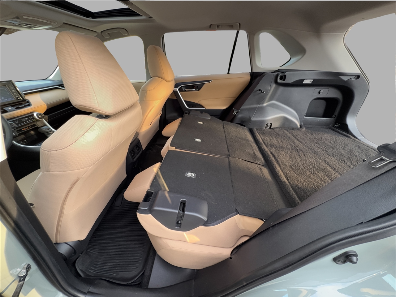 Toyota RAV4 XLE 2019