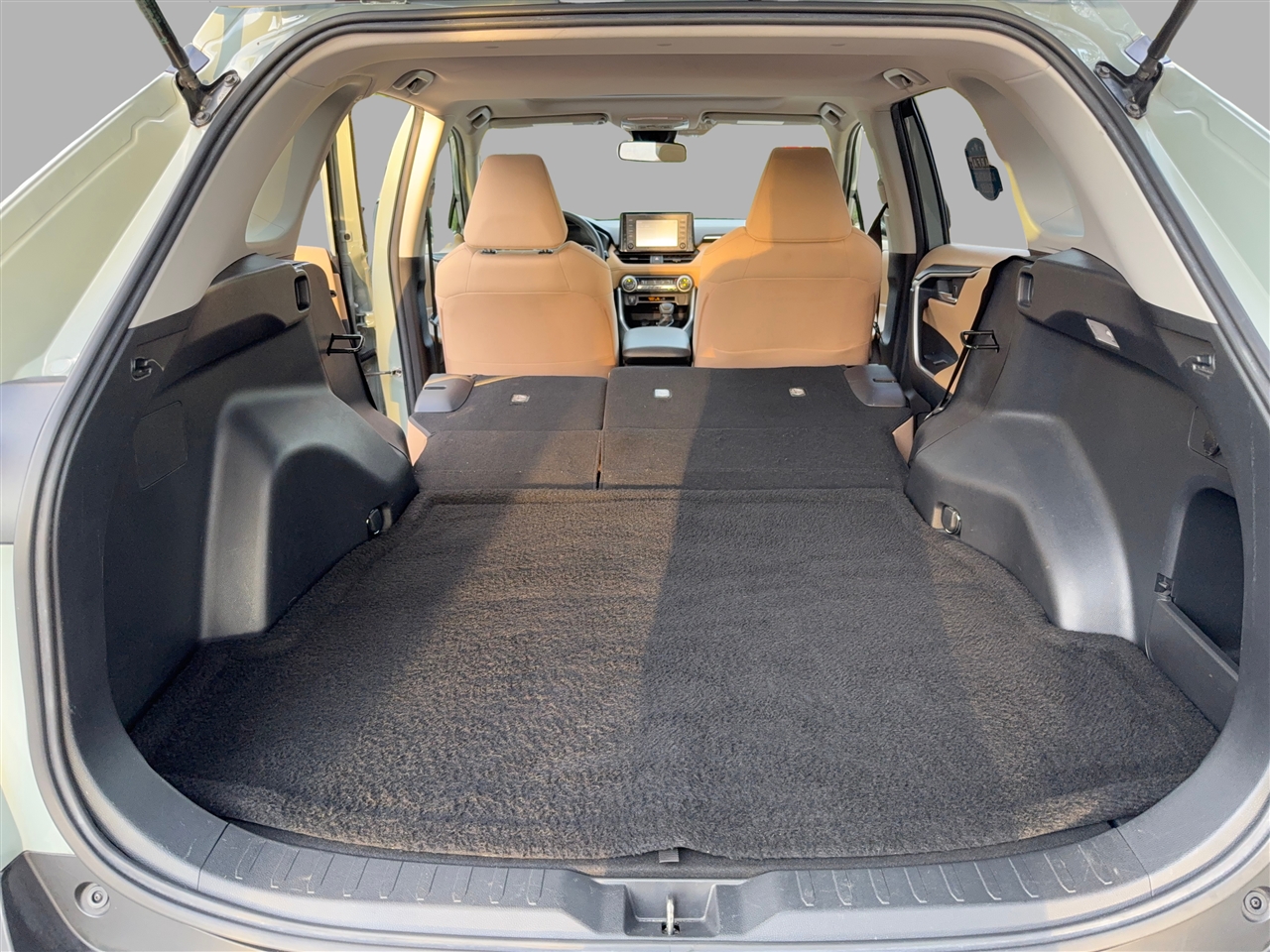 Toyota RAV4 XLE 2019