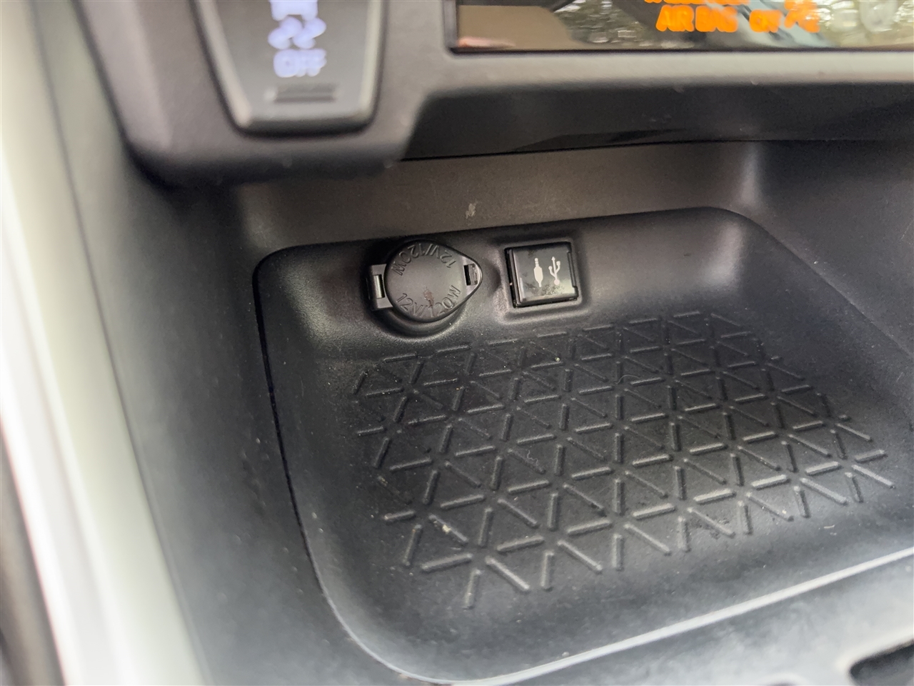 Toyota RAV4 XLE 2019