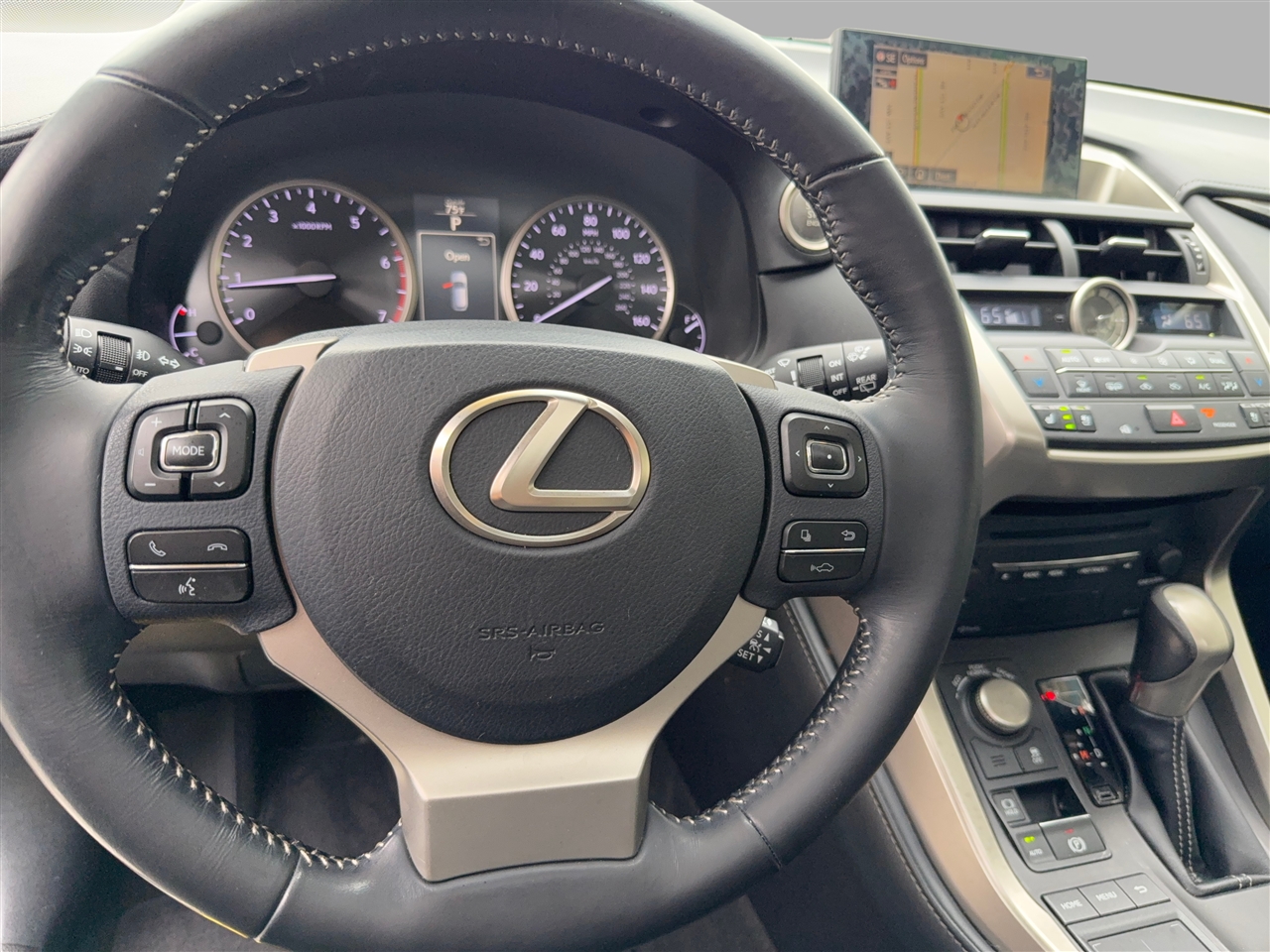 Lexus NX 200t FWD 2016