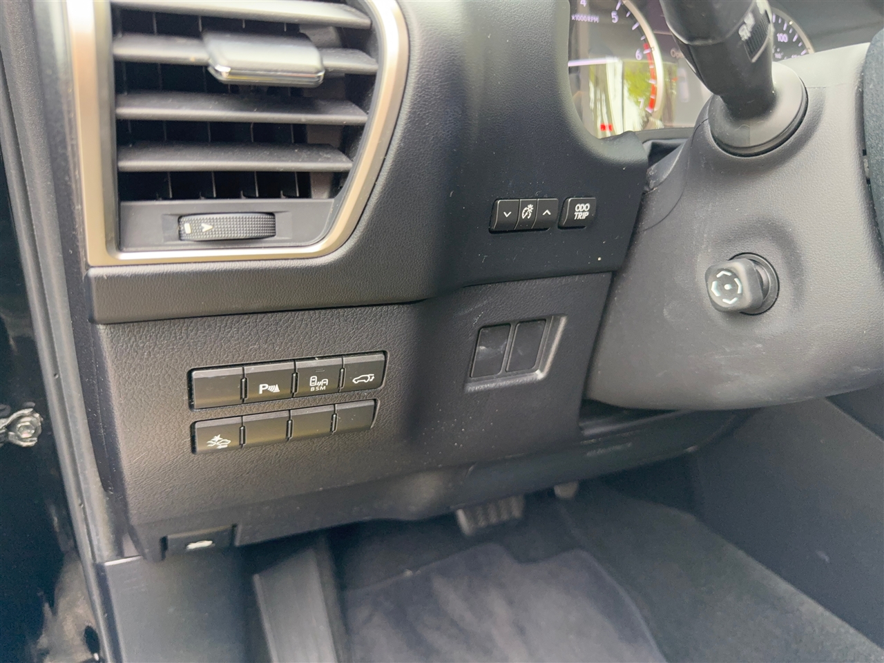 Lexus NX 200t FWD 2016