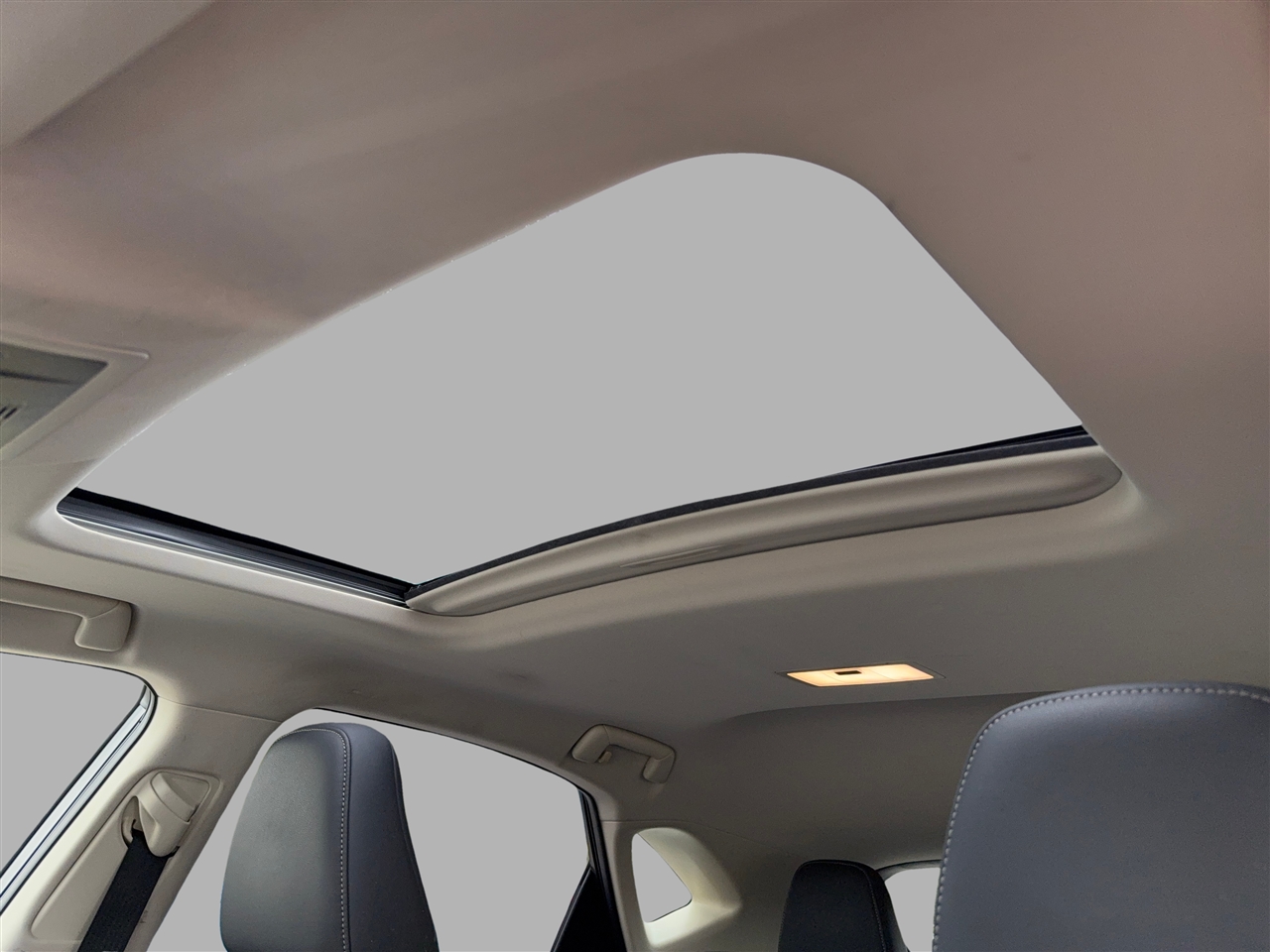 Lexus NX 200t FWD 2016