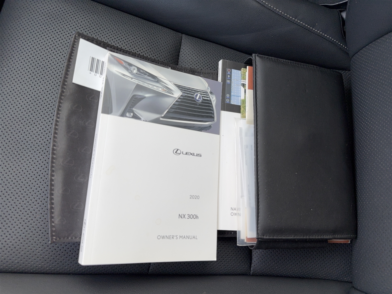 Lexus NX 300h Luxury 2020