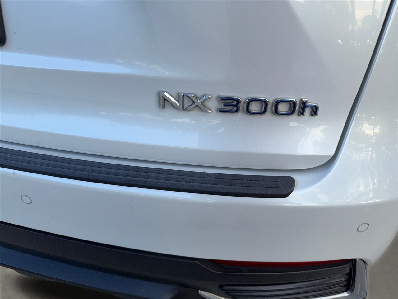 Lexus NX 300h Luxury 2020