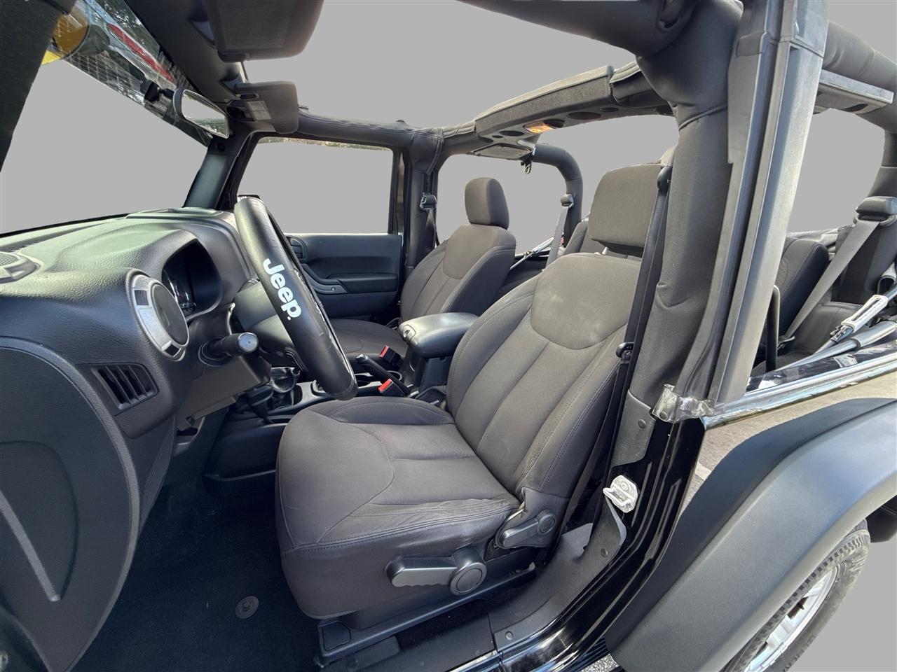 Jeep Wrangler Sport 4WD 2016