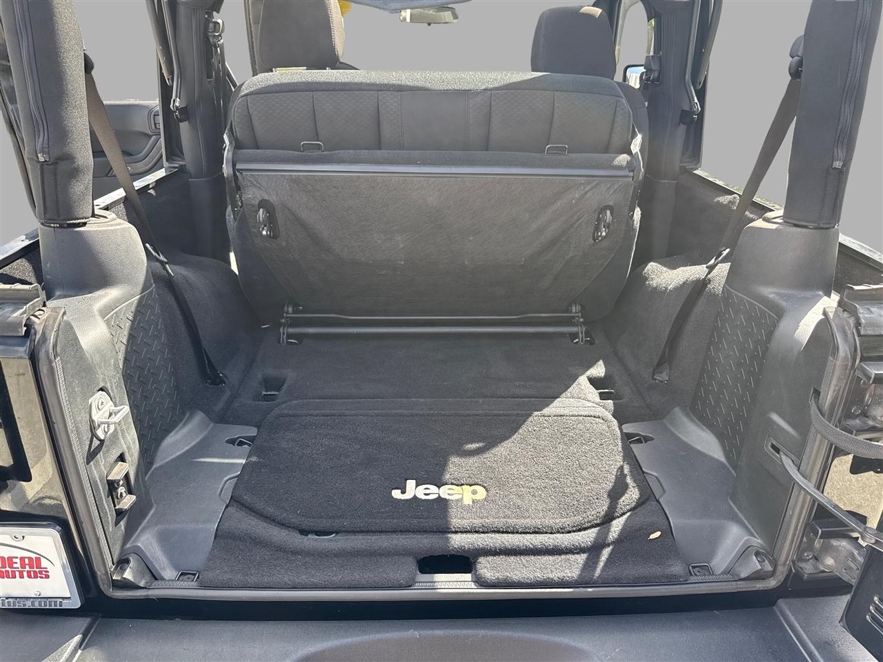 Jeep Wrangler Sport 4WD 2016