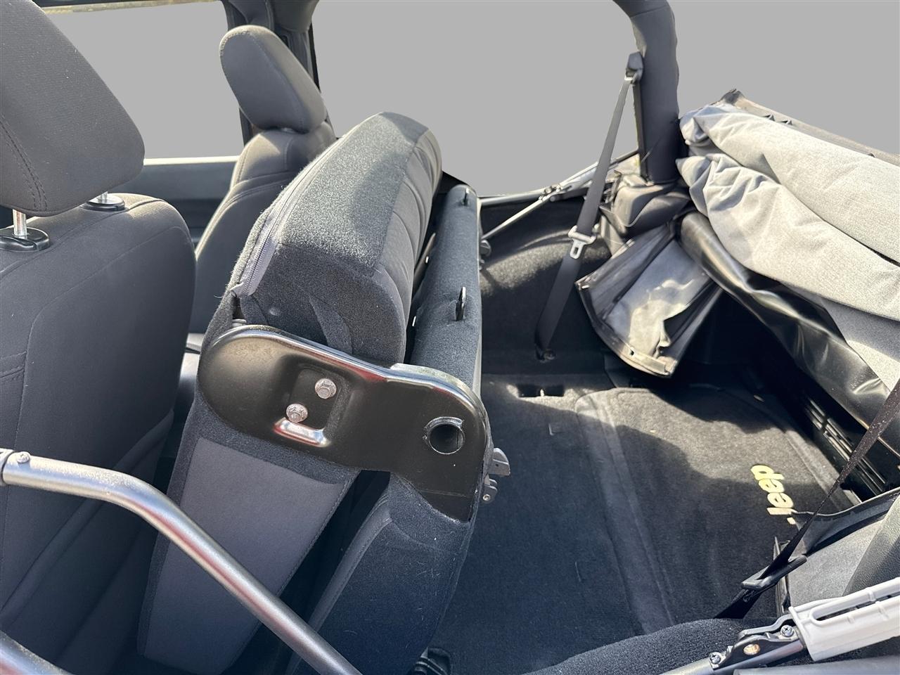 Jeep Wrangler Sport 4WD 2016