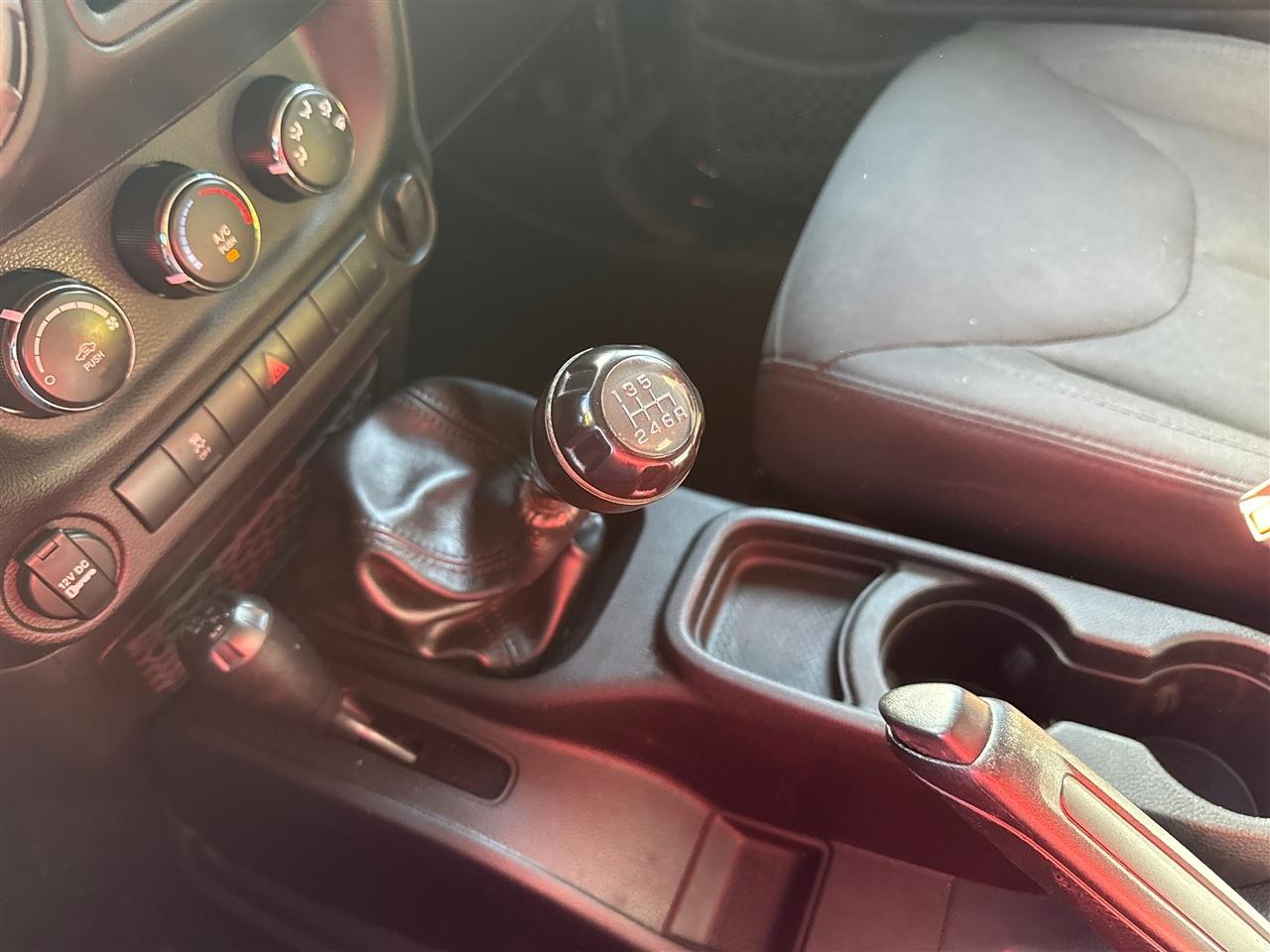 Jeep Wrangler Sport 4WD 2016