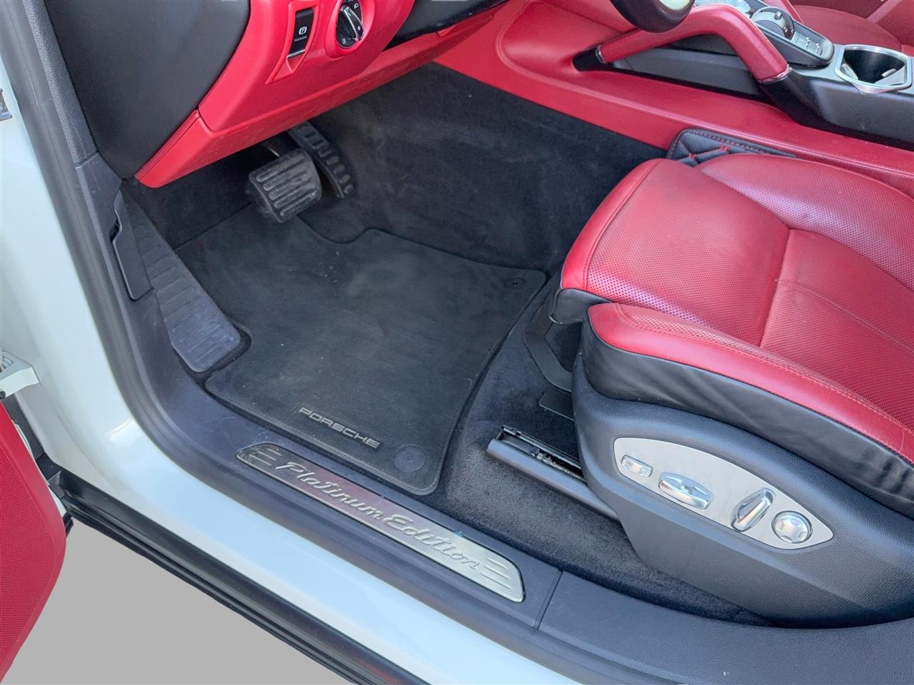 Porsche Cayenne Base 2018