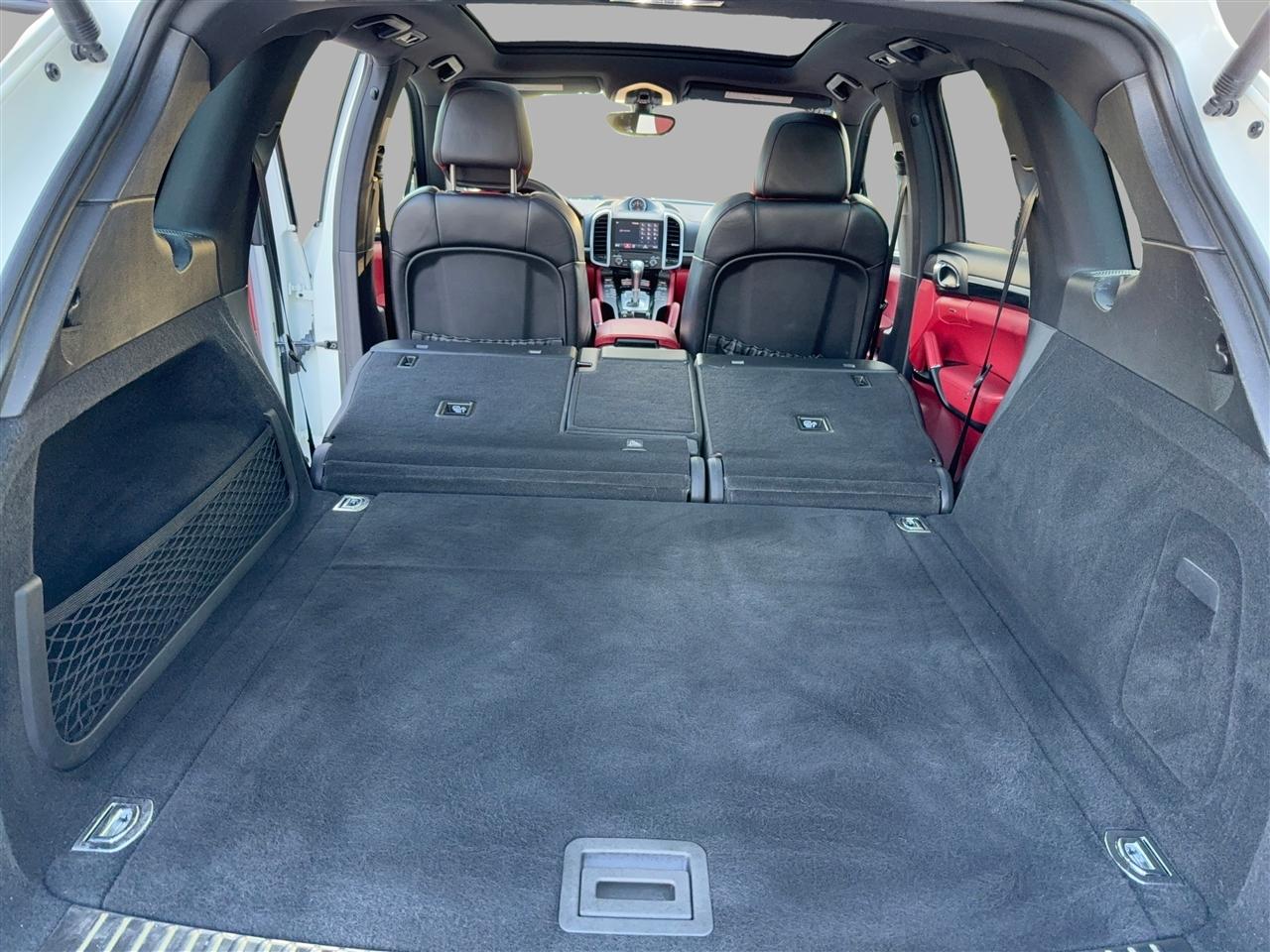 Porsche Cayenne Base 2018