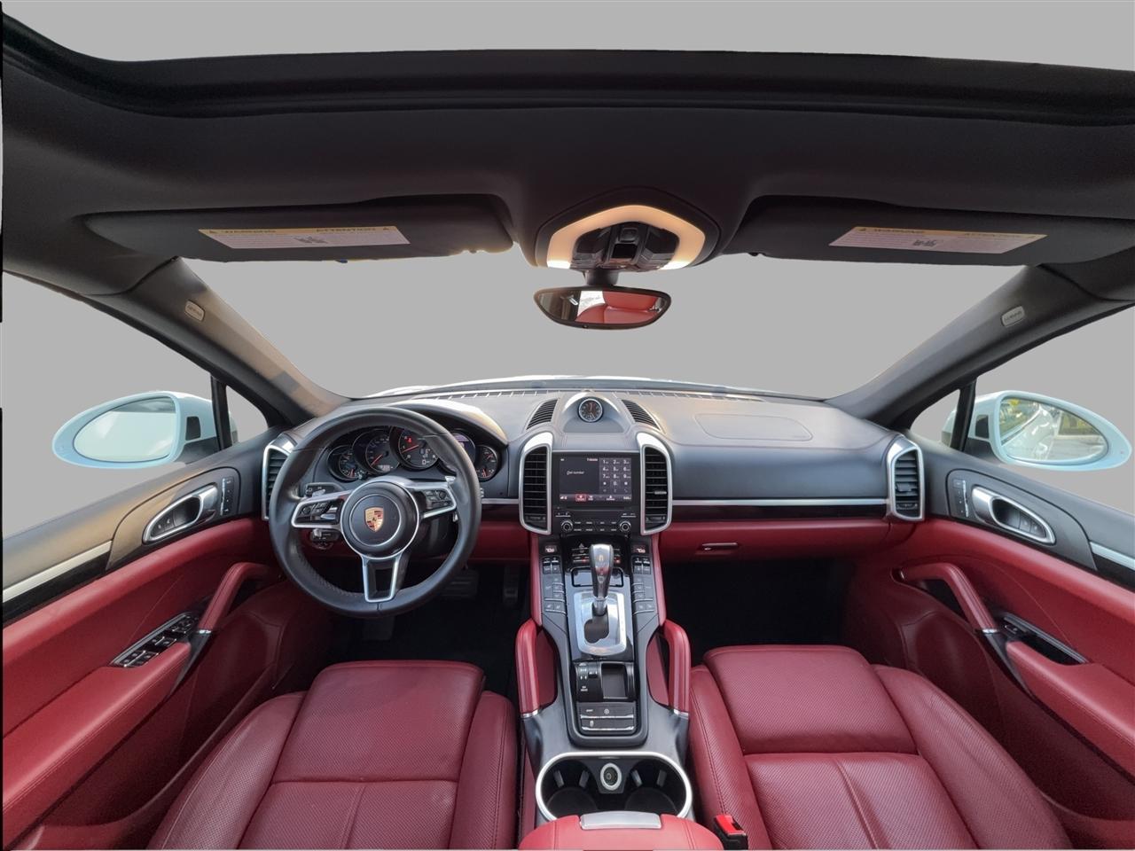 Porsche Cayenne Base 2018