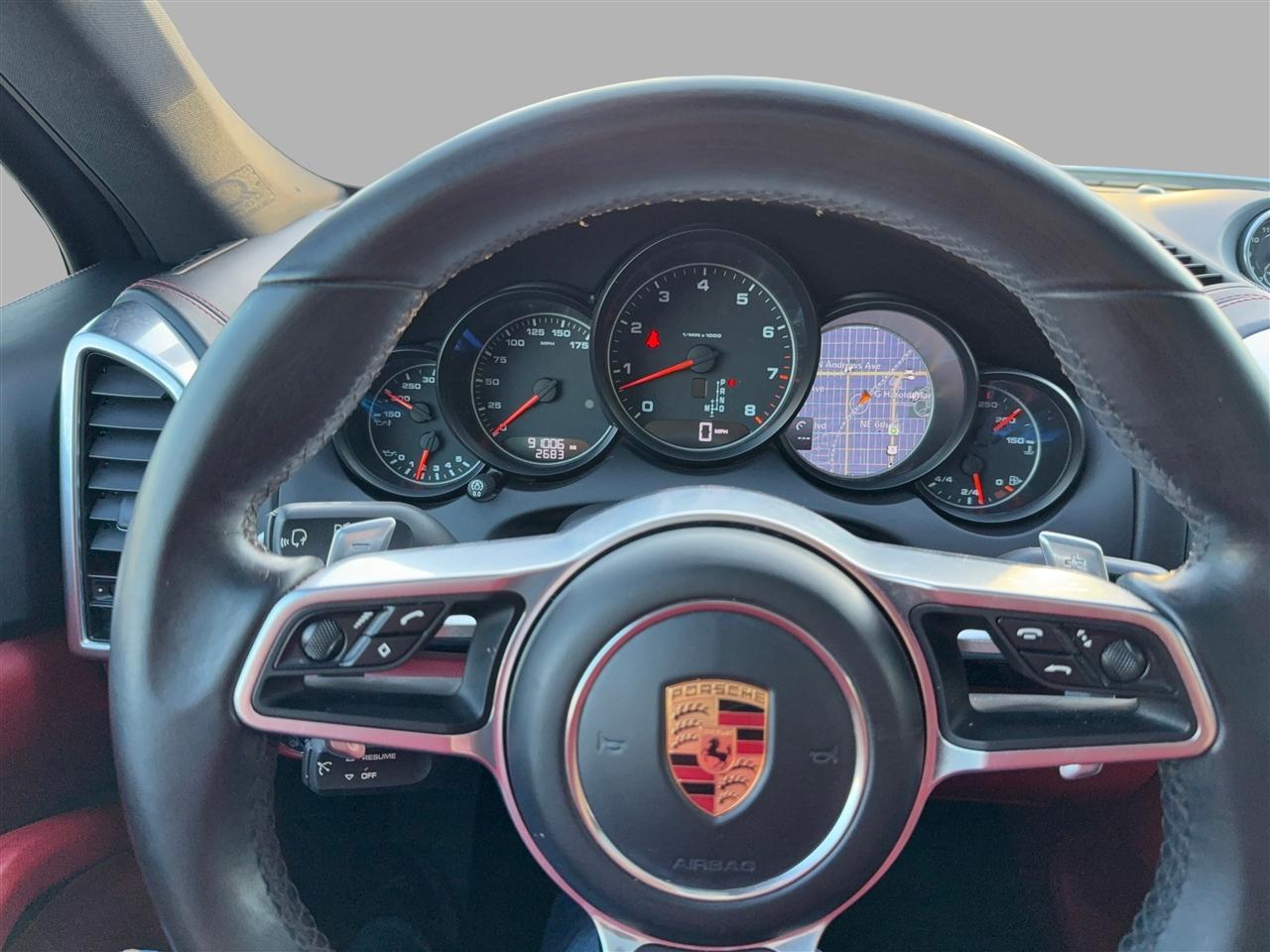 Porsche Cayenne Base 2018