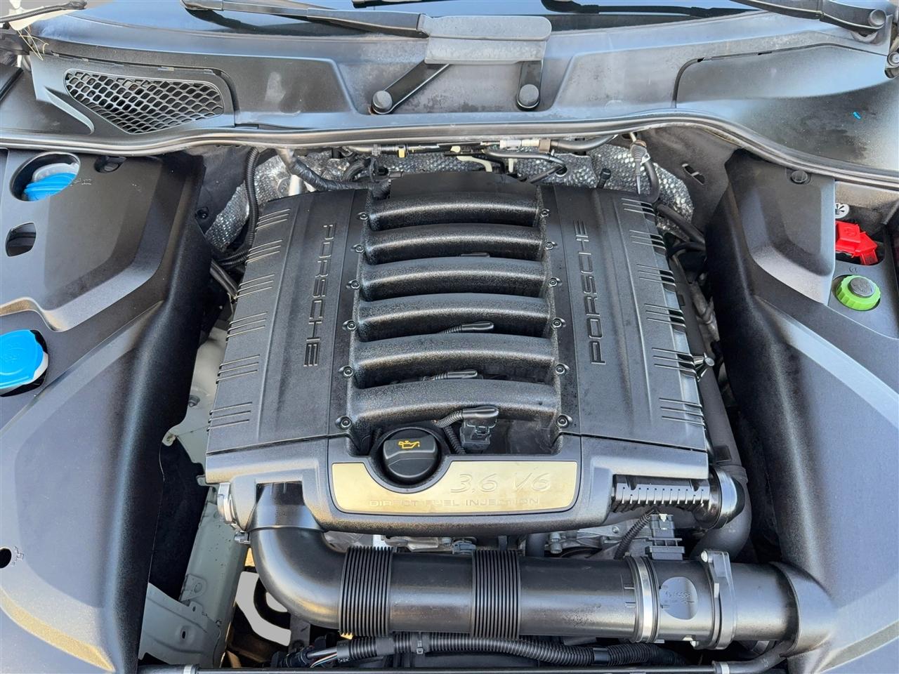 Porsche Cayenne Base 2018