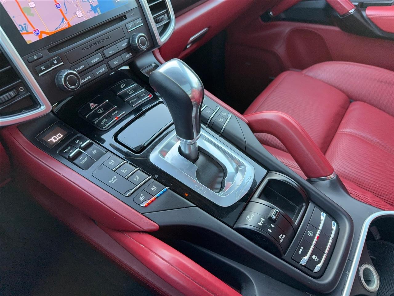 Porsche Cayenne Base 2018